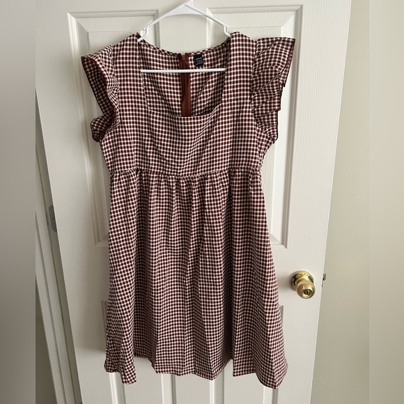 Dress - Picture 1 of 2